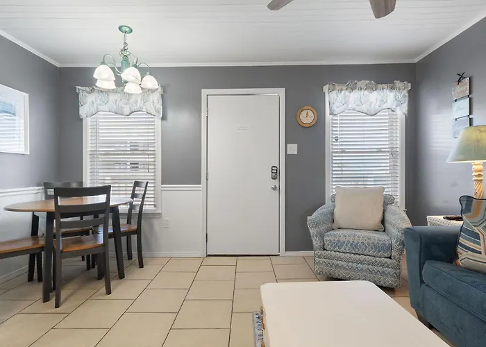 Sea & Sun 204 By Collection Apartment Gulf Shores
